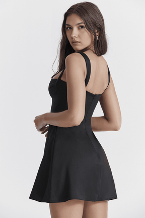 Vestido Rosa De Cetim Curto Casual – Leve, Jovem e Sofisticado